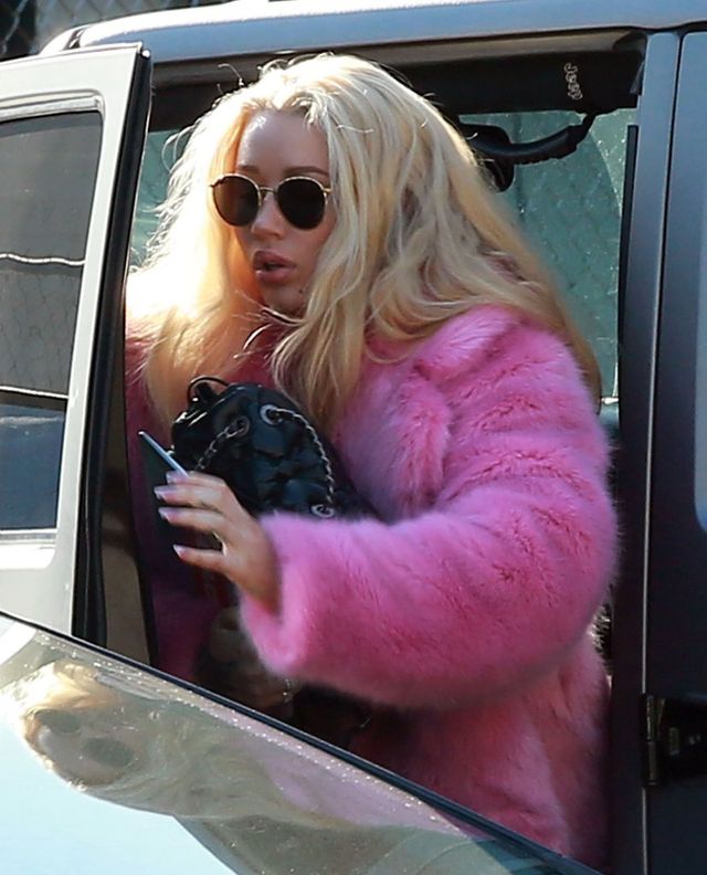 Fani nie zostawili suchej nitki na Iggy Azalei - kolejna bezmyślna gwiazda? Fani nie zostawili suchej nitki na Iggy Azalei - kolejna bezmyślna gwiazda?