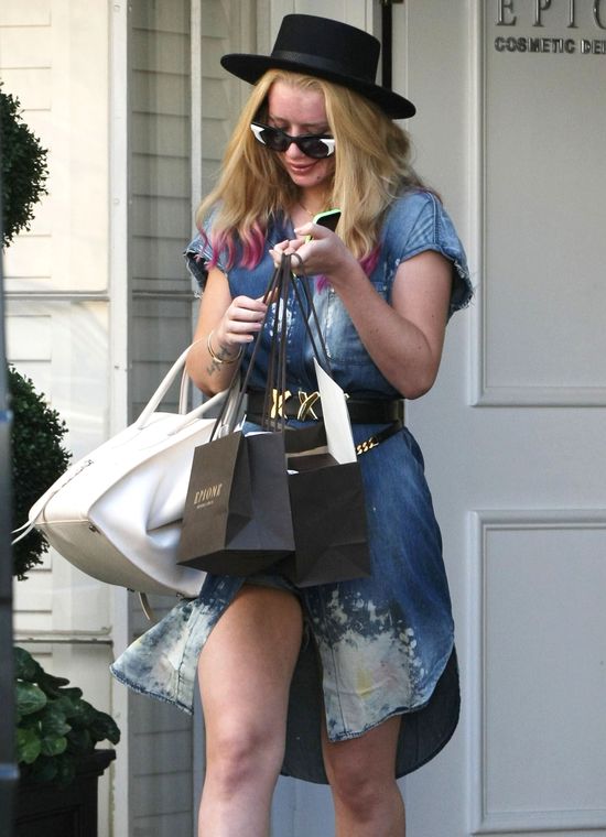 Zoperowana Iggy Azalea wciąż walczy z kompleksami (FOTO)