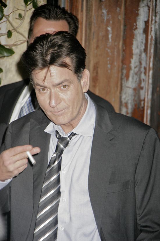 Charlie Sheen chciał ZABIĆ swoją byłą?!