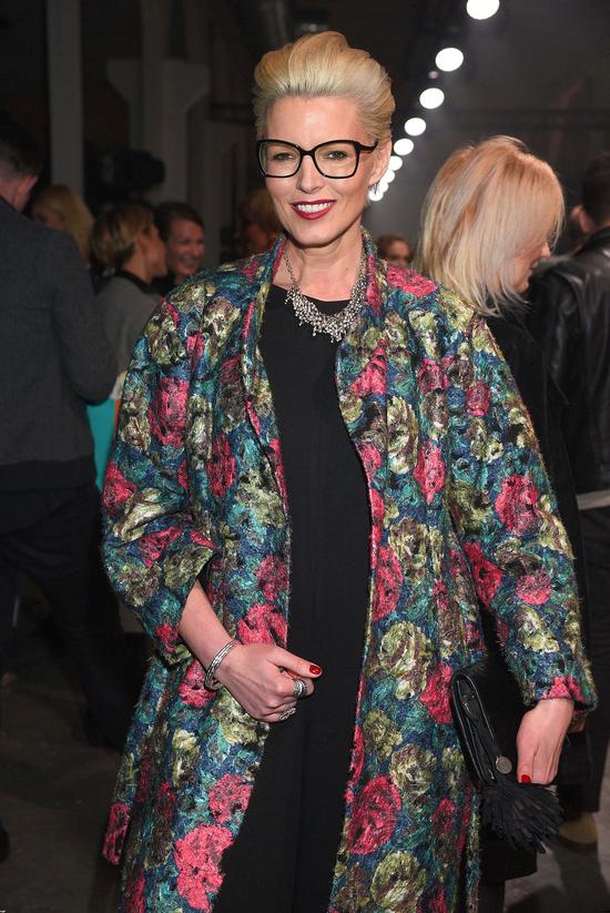 Ilona Felicjańska odjęła sobie tą fryzurą 10 lat? (FOTO) Ilona Felicjańska odjęła sobie tą fryzurą 10 lat? (FOTO)