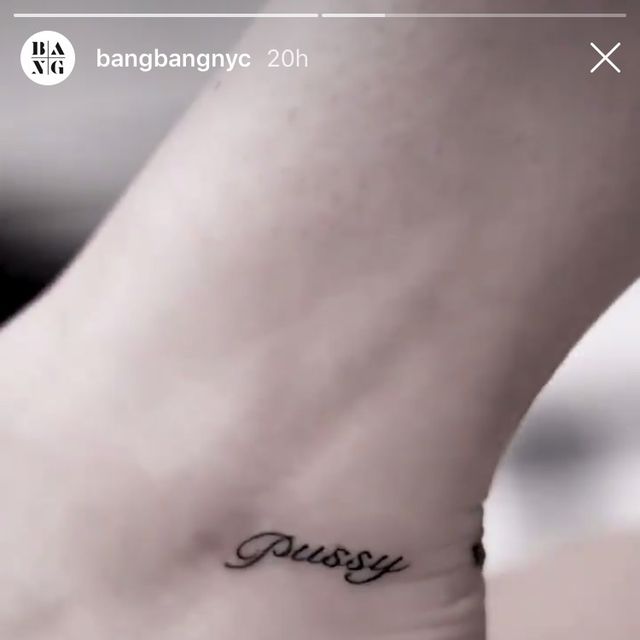 Miley Cyrus ma NOWY tatuaż - jest mały, ale MOCNY