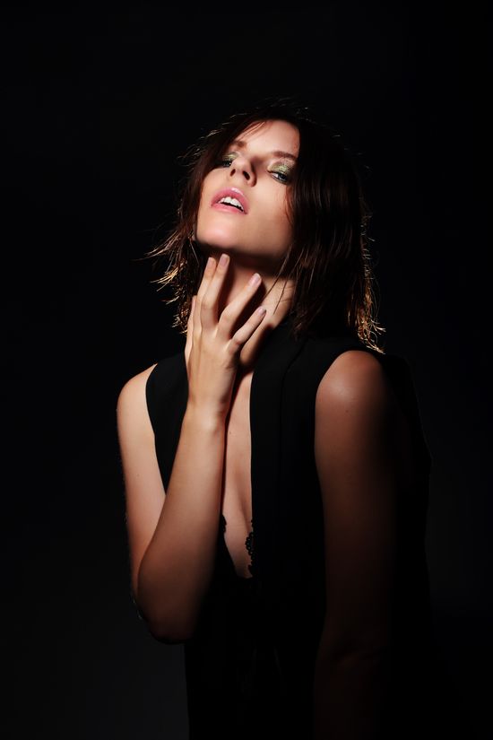 Kobieta pozwała wytwórnię porno, bo... uprawiała seks oralny z bratem!