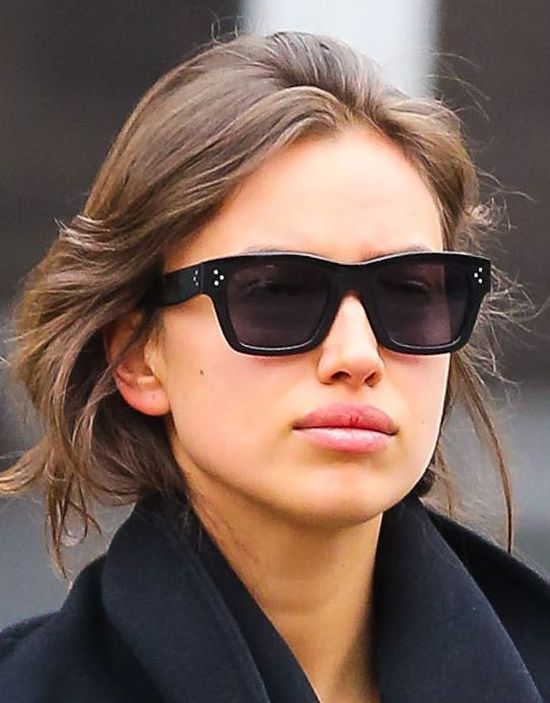 Irina Shayk boi się pokazywać bez makijażu? (FOTO)