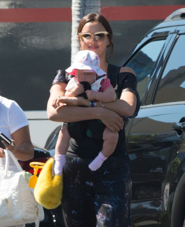 W reklamie TV wygląda jak seksbomba - a na co dzień? (ZDJĘCIA)