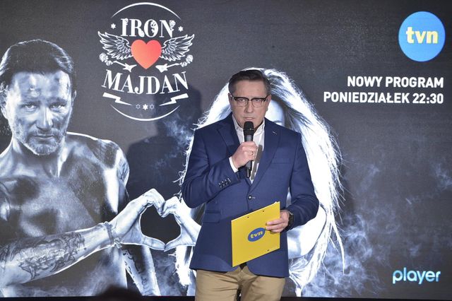 Pupa Małgorzaty Rozenek w obcisłych spodniach promuje Iron Majdan (ZDJĘCIA) Pupa Małgorzaty Rozenek w obcisłych spodniach promuje Iron Majdan (ZDJĘCIA)