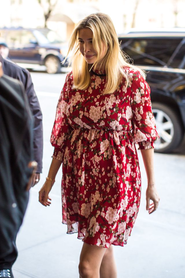 Zmęczona po porodzie? Pierwsze zdjęcia Ivanki Trump (FOTO) Zmęczona po porodzie? Pierwsze zdjęcia Ivanki Trump (FOTO)