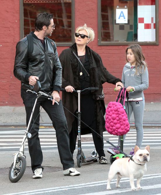 Rodzinny gang na hulajnogach... (FOTO)