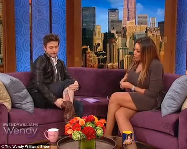 Kto ma taki idiotyczny(?) tatuaż? (FOTO)