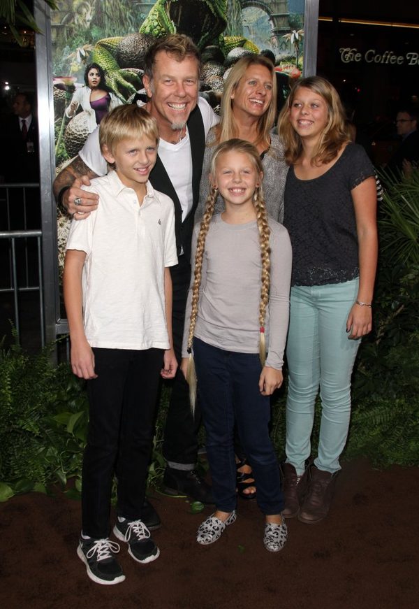 James Hetfield z grupy Metallica na scenie z córką [VIDEO]