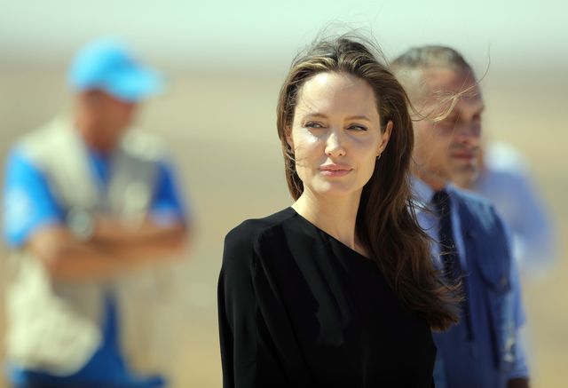 Jamie Dornan właśnie dał kosza Angelinie Jolie, a wszystko przez swoją żonę