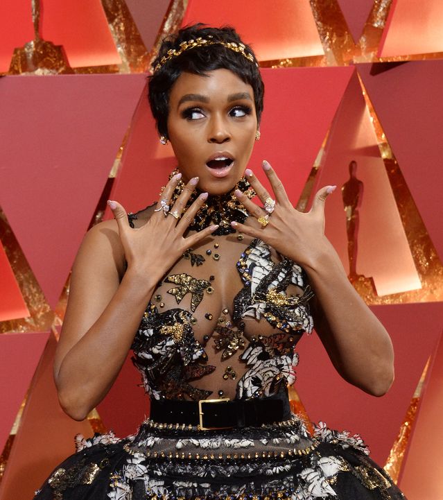 Ta suknia od Elie Saab była najbardziej BAŚNIOWĄ kreacją oscarowej gali (ZDJĘCIA