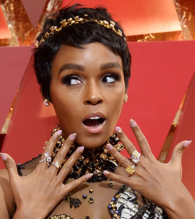 Ta suknia od Elie Saab była najbardziej BAŚNIOWĄ kreacją oscarowej gali (ZDJĘCIA