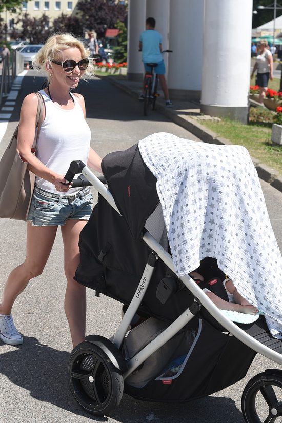 Alicja Janosz pochwaliła się zdjęciami z 1. urodzin synka 