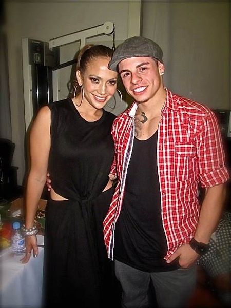 Jennifer Lopez kupiła chłopakowi samochód! Jennifer Lopez kupiła chłopakowi samochód!