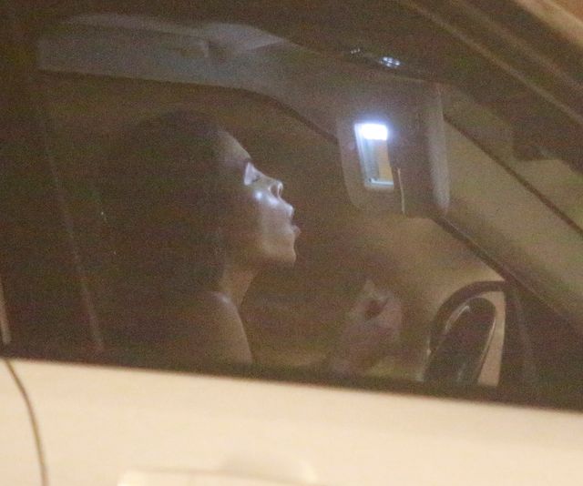 Jenna Dewan robi sobie makijaż w samochodzie - ma nawet zalotkę (ZDJĘCIA)