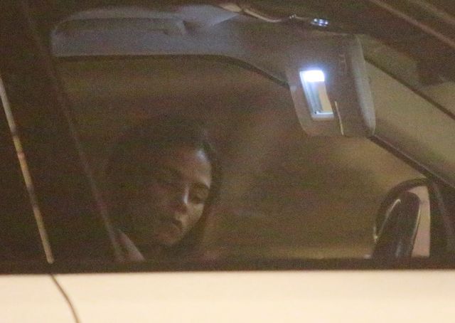 Jenna Dewan robi sobie makijaż w samochodzie - ma nawet zalotkę (ZDJĘCIA)