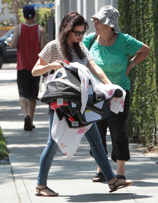 Jenna Dewan - do pracy z dzieckiem (FOTO)