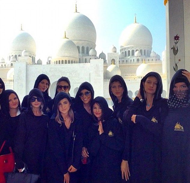 Selena Gomez, Kendall Jenner i Gigi Hadid w Abu Dhabi (FOTO)