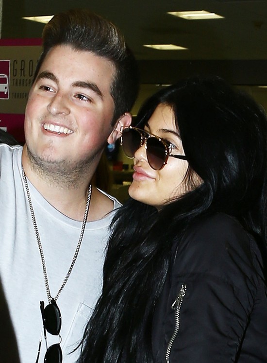 Kylie Jenner ma JESZCZE większe usta (FOTO) Kylie Jenner ma JESZCZE większe usta (FOTO)