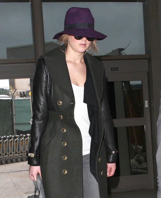 Jennifer Lawrence postanowiła popracować nad stylem? (FOTO) Jennifer Lawrence postanowiła popracować nad stylem? (FOTO)