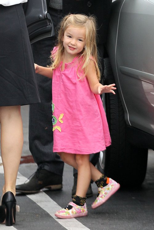 Czułości Garner i Afflecka. A córeczka pozuje! (FOTO)