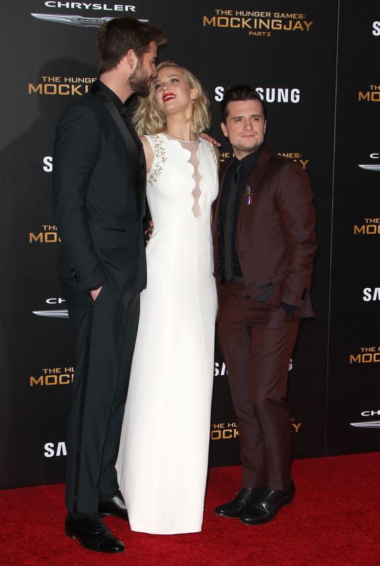 Jennifer Lawrence całowała się z Liamem Hemsworthem?