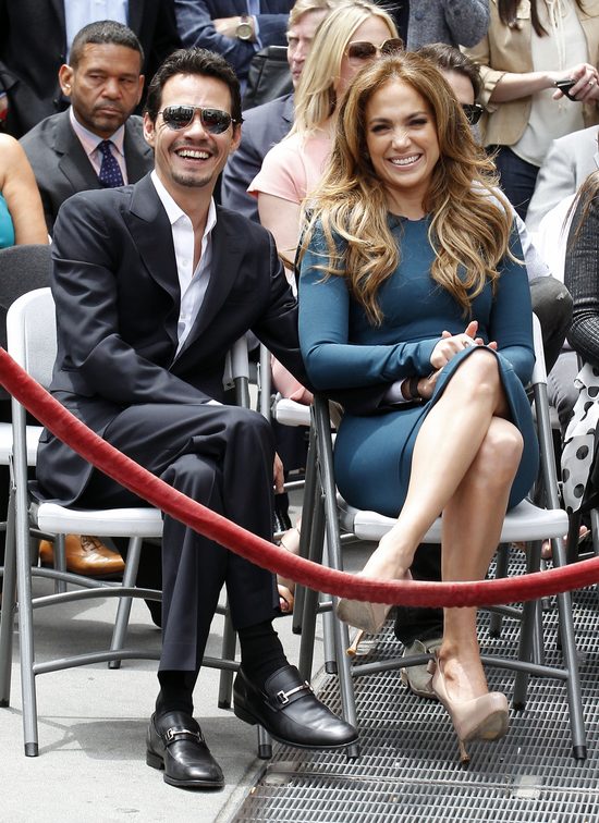 Czy niedługo pokażemy Wam jej zdjęcia w białej sukni? Czy niedługo pokażemy Wam jej zdjęcia w białej sukni?