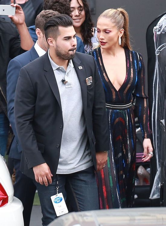 Tym razem makijaż nie ukrył zmęczenia Jennifer Lopez (FOTO)
