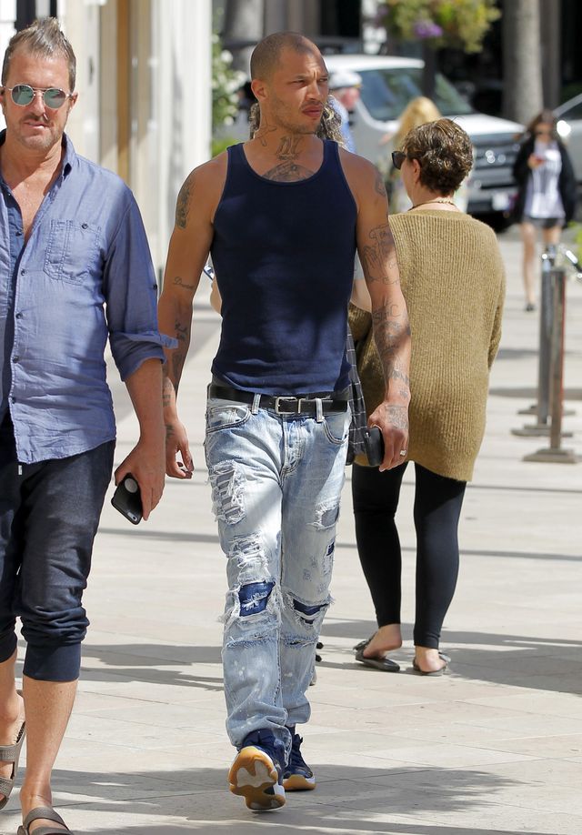 Jeremy Meeks - pamiętacie, jak jego policyjna fotka zrobiła furorę w sieci? Jeremy Meeks - pamiętacie, jak jego policyjna fotka zrobiła furorę w sieci?