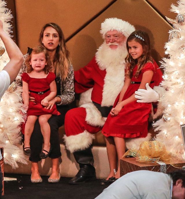 Rodzina Jessiki Alby odwiedziła świętego Mikołaja (FOTO)