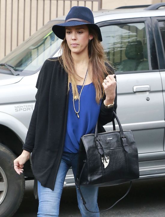 Nowy bob Jessiki Alby (FOTO) Nowy bob Jessiki Alby (FOTO)