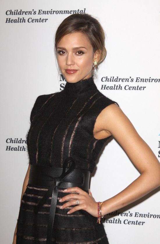 Zdrowy styl życia Jessicy Alby został doceniony (FOTO) Zdrowy styl życia Jessicy Alby został doceniony (FOTO)