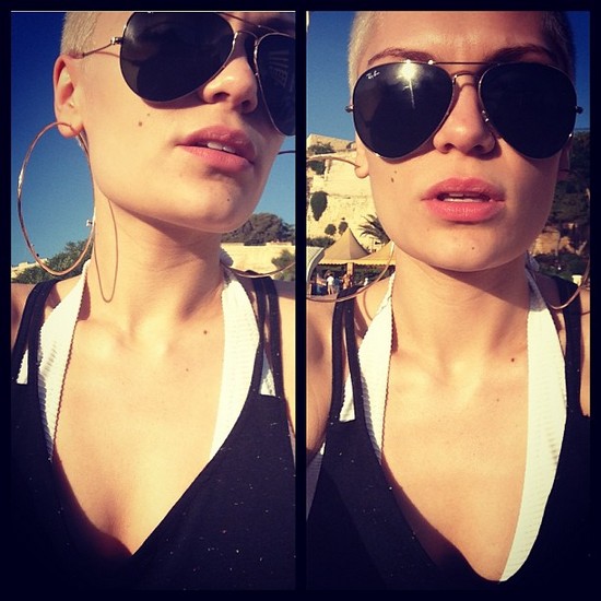 Łysa Jesse J pokazuje ciało (FOTO)