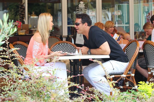 Rajskie życie Joanny Krupy (FOTO)