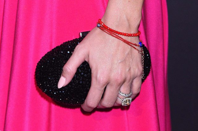 Czy te zdjęcia zdradzają wiek Joanny Krupy? (FOTO) Czy te zdjęcia zdradzają wiek Joanny Krupy? (FOTO)