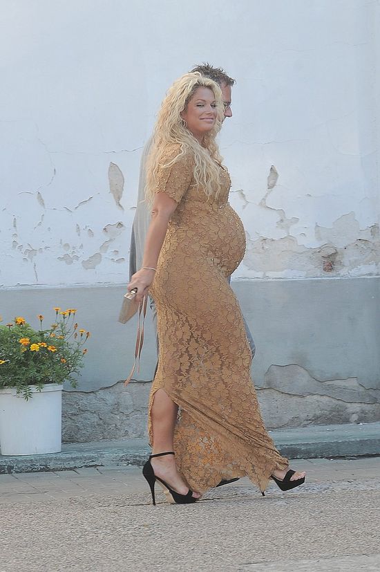 Ta polska gwiazda chętnie chwali się brzuszkiem (FOTO)