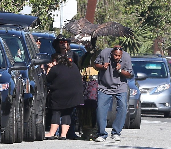 Wyraźnie zaniedbany Johnny Depp (FOTO) Wyraźnie zaniedbany Johnny Depp (FOTO)