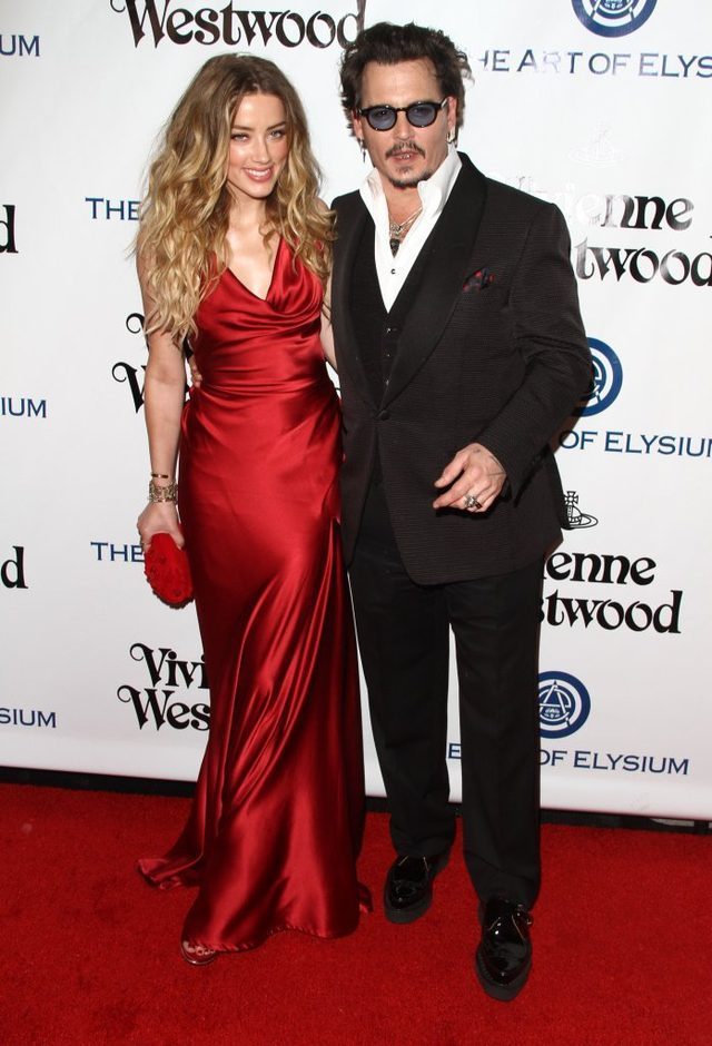 SZOK! Amber Heard pokazała TWARZ W SINIAKACH! (Instagram)