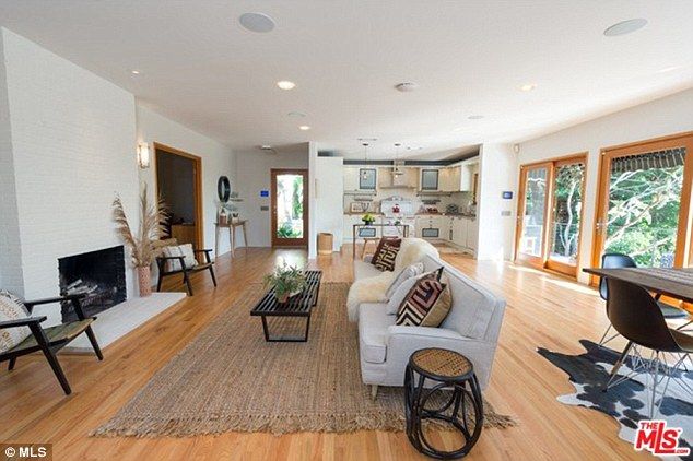 Tak mieszka gwiazda Teorii Wielkiego Podrywu (FOTO) Tak mieszka gwiazda Teorii Wielkiego Podrywu (FOTO)