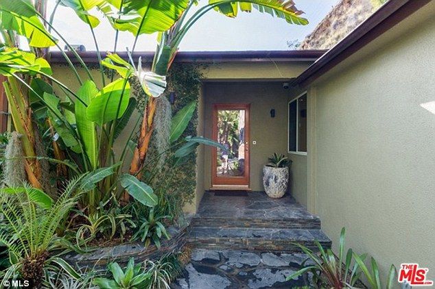 Tak mieszka gwiazda Teorii Wielkiego Podrywu (FOTO) Tak mieszka gwiazda Teorii Wielkiego Podrywu (FOTO)