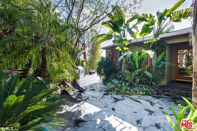 Tak mieszka gwiazda Teorii Wielkiego Podrywu (FOTO) Tak mieszka gwiazda Teorii Wielkiego Podrywu (FOTO)