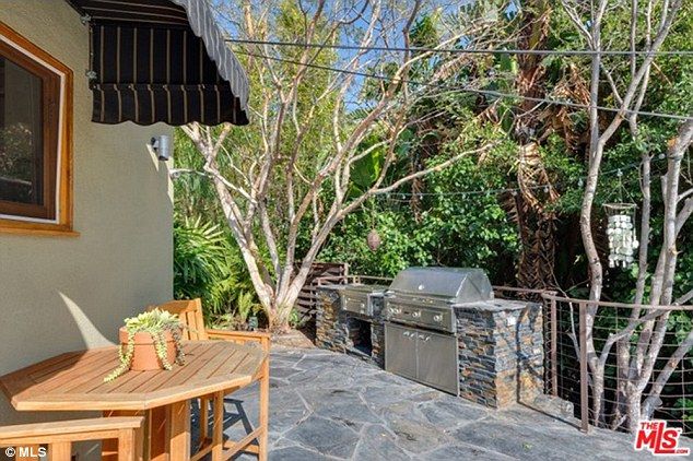 Tak mieszka gwiazda Teorii Wielkiego Podrywu (FOTO) Tak mieszka gwiazda Teorii Wielkiego Podrywu (FOTO)