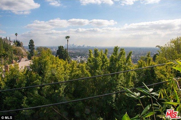 Tak mieszka gwiazda Teorii Wielkiego Podrywu (FOTO) Tak mieszka gwiazda Teorii Wielkiego Podrywu (FOTO)