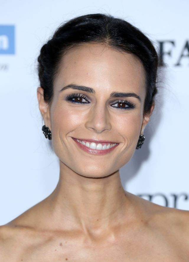 Piękne suknie gwiazd na gali Baby2Baby (FOTO)