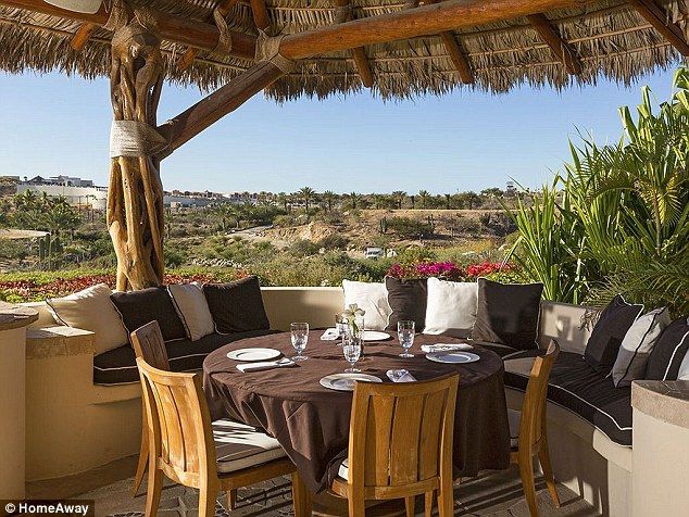 Taka z niej wielka gwiazda, ze potrzebuje aż 12 sypialni? Taka z niej wielka gwiazda, ze potrzebuje aż 12 sypialni?