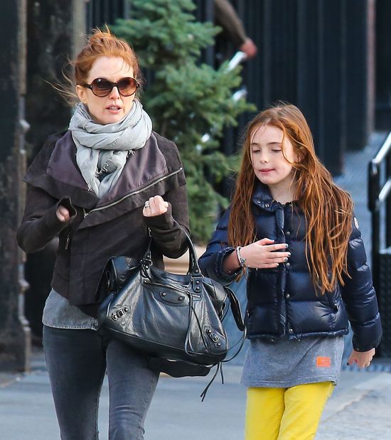 Ta rudowłosa ślicznotka ma zadatki na gwiazdę (FOTO)