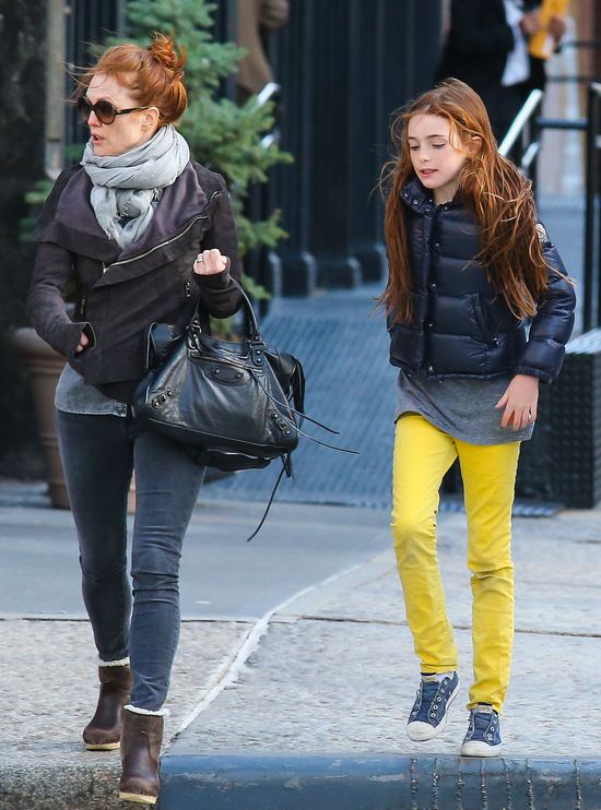 Ta rudowłosa ślicznotka ma zadatki na gwiazdę (FOTO)