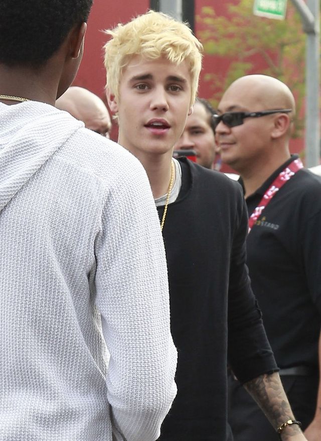 Wypchane spodenki Biebera to nie Photoshop! Wypchane spodenki Biebera to nie Photoshop!