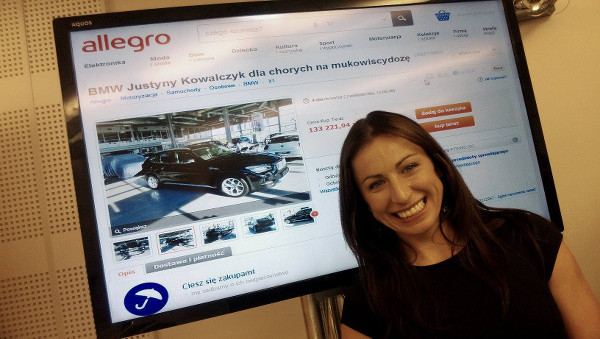 Justyna Kowalczyk oddała BMW śmiertelnie chorym dzieciom Justyna Kowalczyk oddała BMW śmiertelnie chorym dzieciom