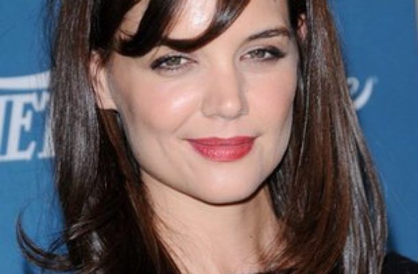 Katie Holmes chce ubierać innych… (FOTO)